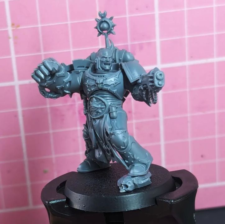 Emperors Children Aspiring Champion with Power Fist and Plasma Pistol and Icon of Slaanesh Chaos Legionary and Chosen Parts