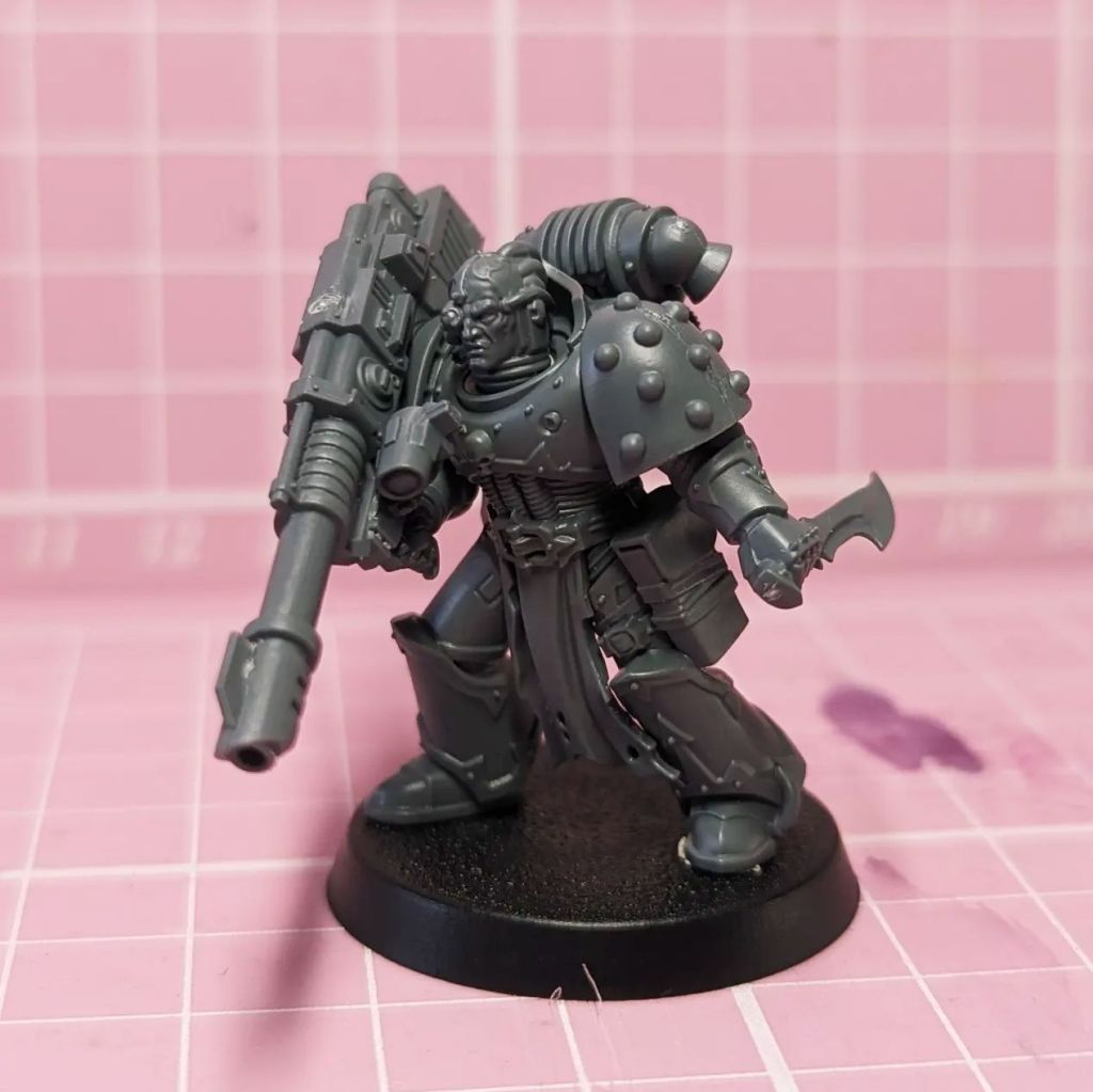 Chaos Space Marine in Power Armour with Lascannon