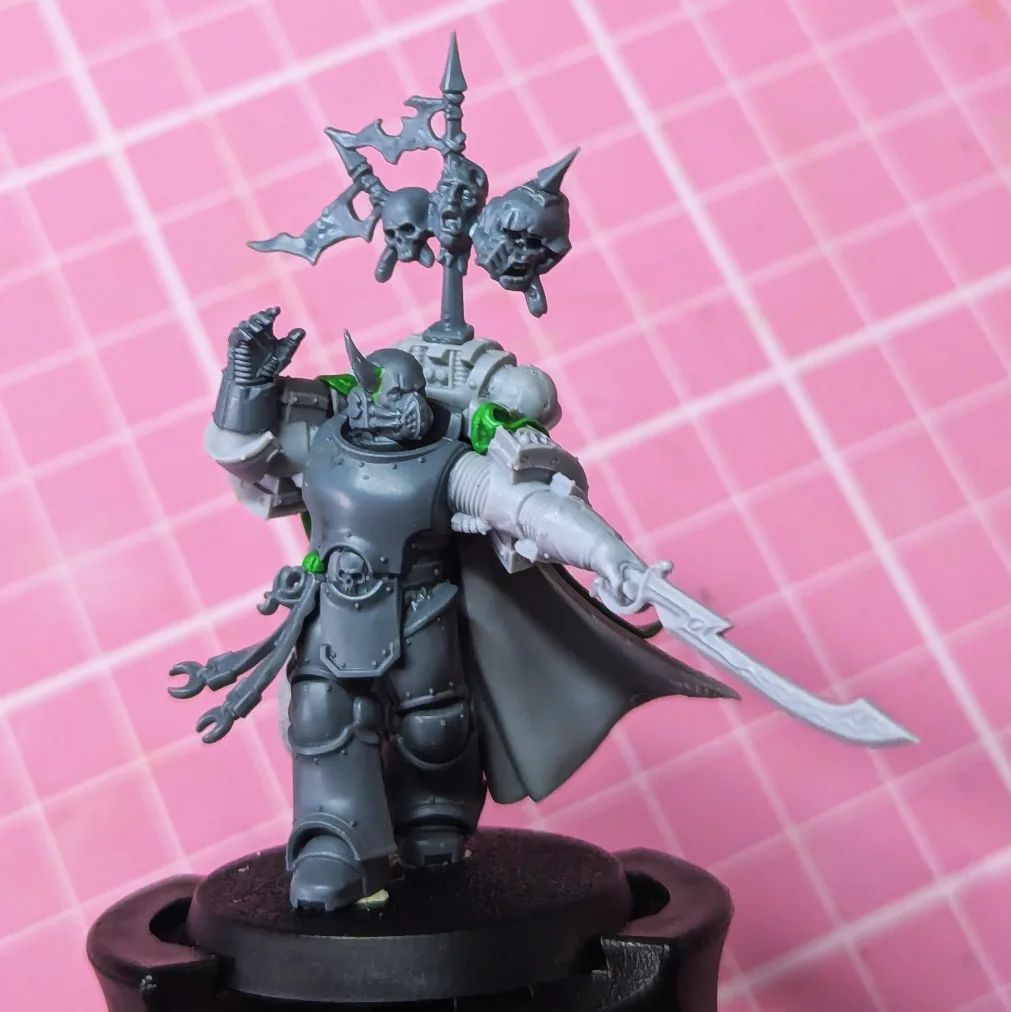 Emperors Children and Creations of Bile Chosen Chaos Space Marine Kitbash with Horus Heresy Tactical Marines, MkIII Armour and Captain Lucius with Hedonites of Slaanesh Myrmidesh Painbringer pieces